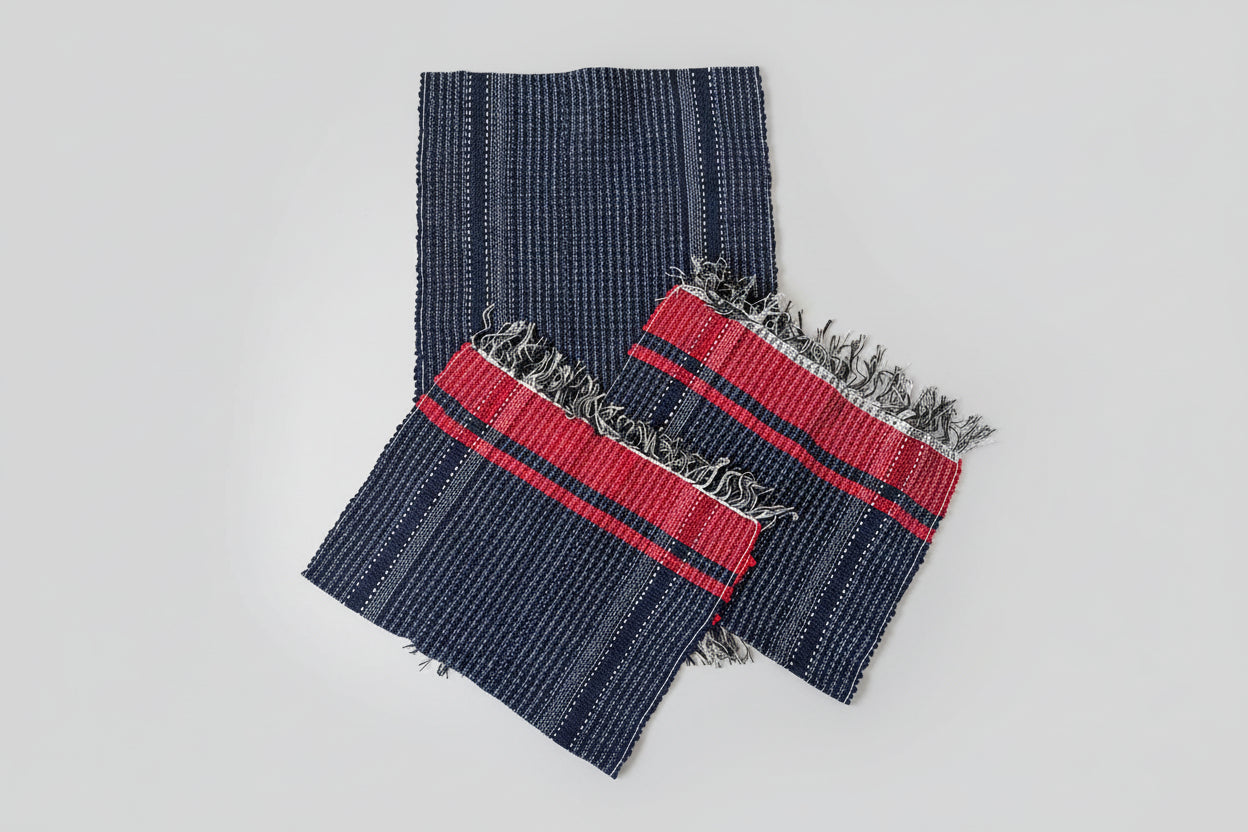 Kit 3 Tapetes Artesanais em Malha Azul e Vermelho